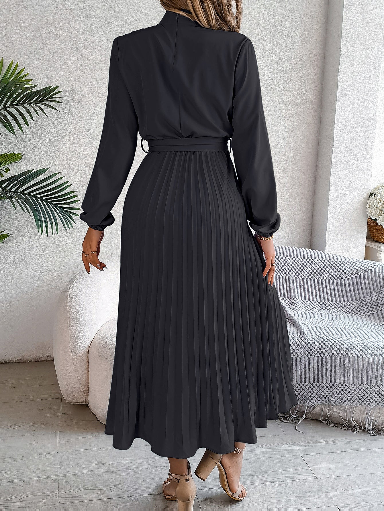 Elegant Pleated Midi Dress With Belt Black