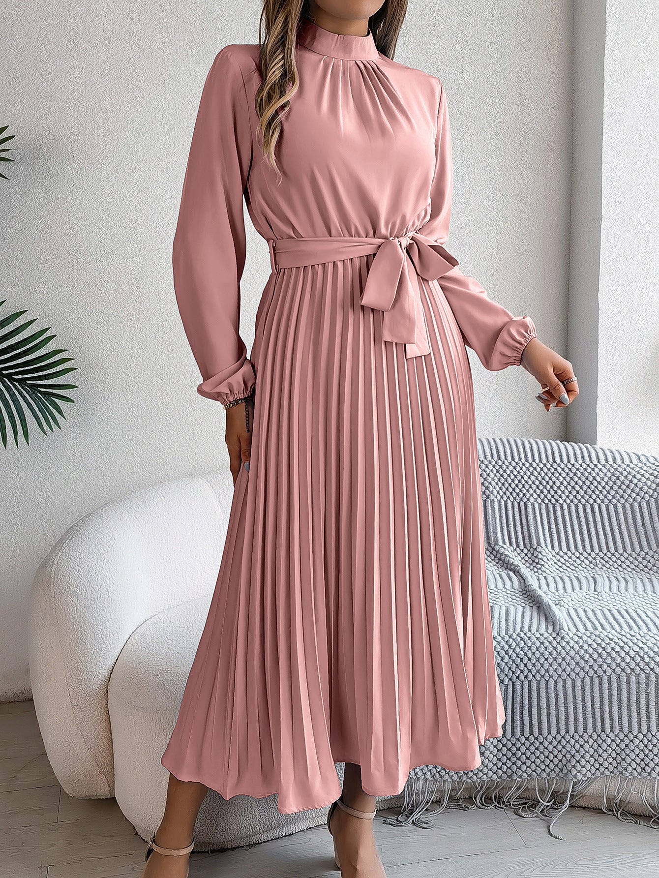 Elegant Pleated Midi Dress With Belt Pink