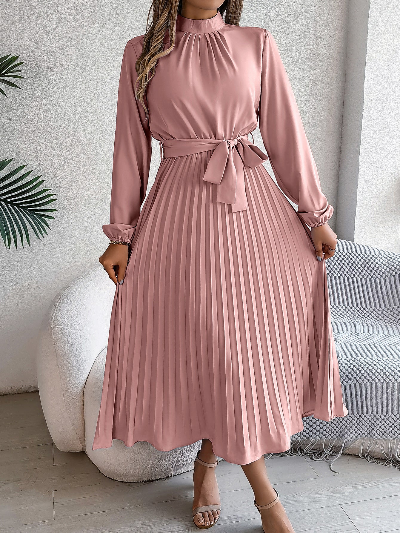 Elegant Pleated Midi Dress With Belt Pink