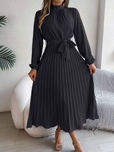 Elegant Pleated Midi Dress With Belt Black
