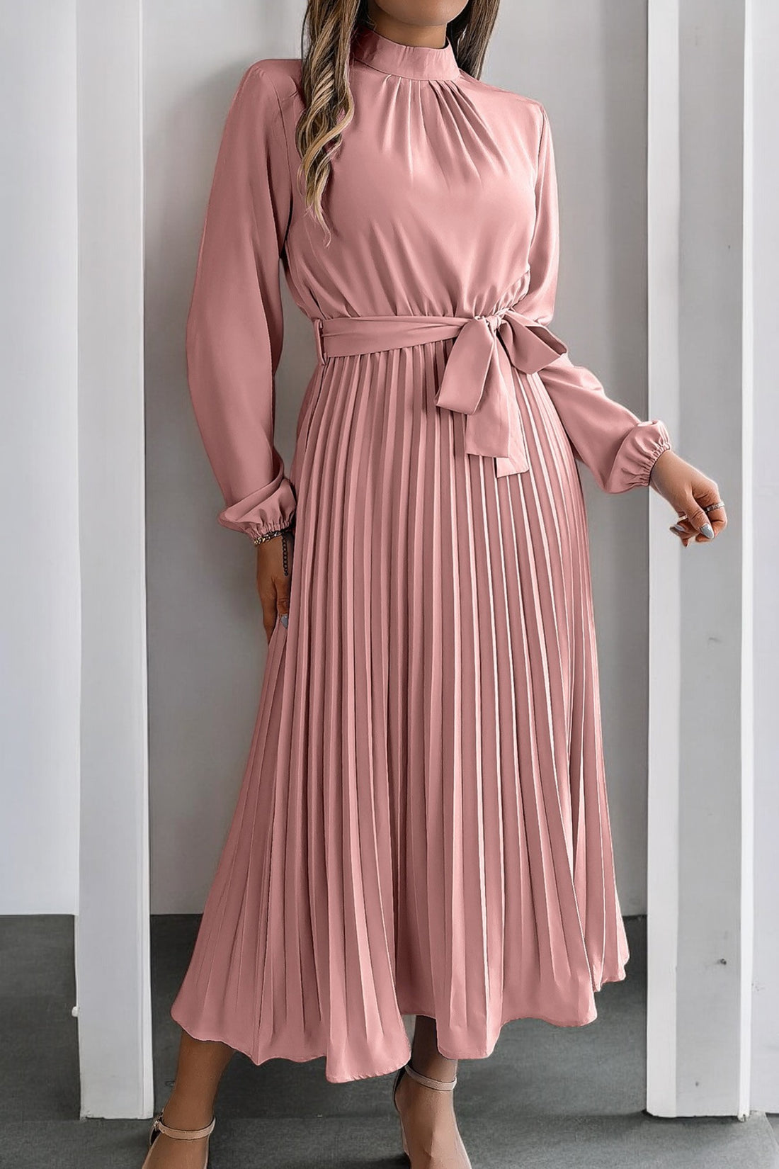 Elegant Pleated Midi Dress With Belt Pink